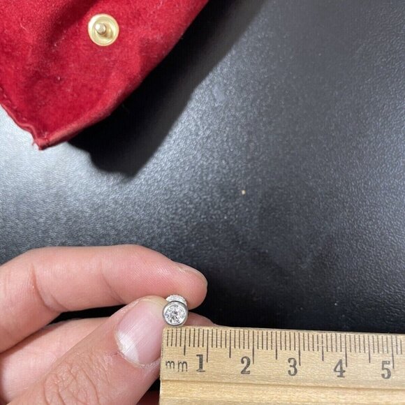 6,400 Tiffany & Co Platinum Diamond Stud Elsa Peretti Yard Bezel 0.56ct F VS1 - Picture 9 of 9